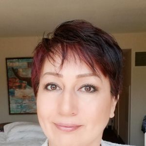 Meet your Posher, Deanna